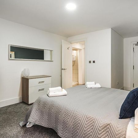 The Renfrew Residence 4-Bedroom, City Centre 글라스고 외부 사진