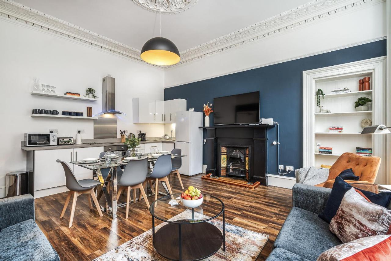 The Renfrew Residence 4-Bedroom, City Centre 글라스고 외부 사진