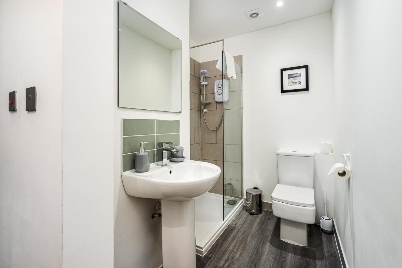 The Renfrew Residence 4-Bedroom, City Centre 글라스고 외부 사진
