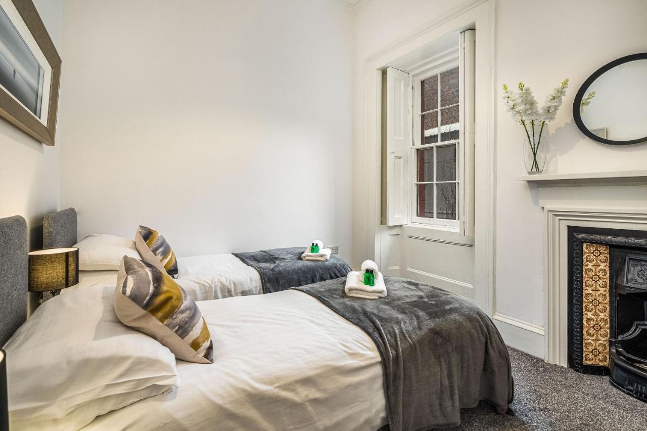 The Renfrew Residence 4-Bedroom, City Centre 글라스고 외부 사진